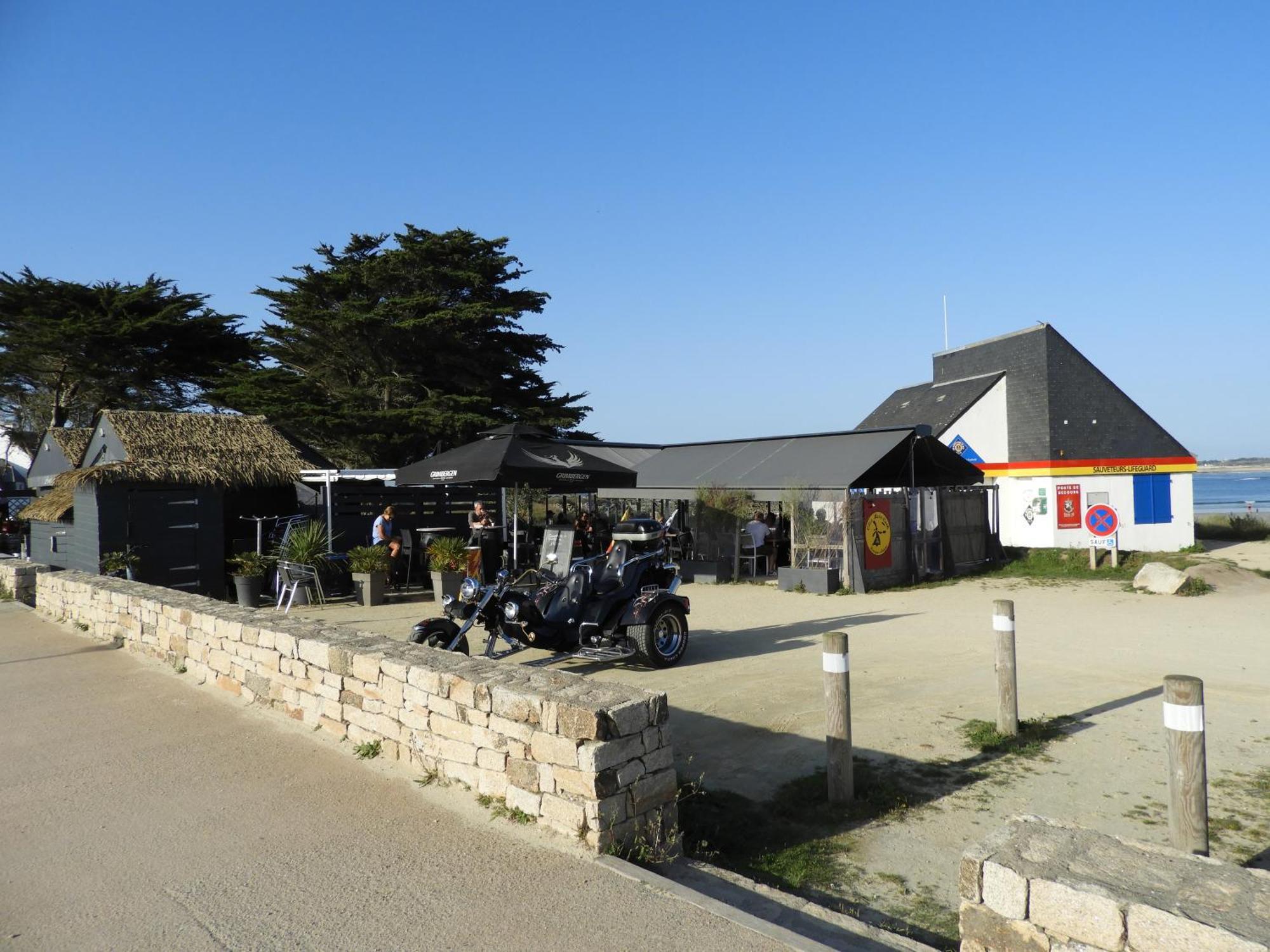 Les Volets Bleus Bed & Breakfast Saint-Guénolé Dış mekan fotoğraf